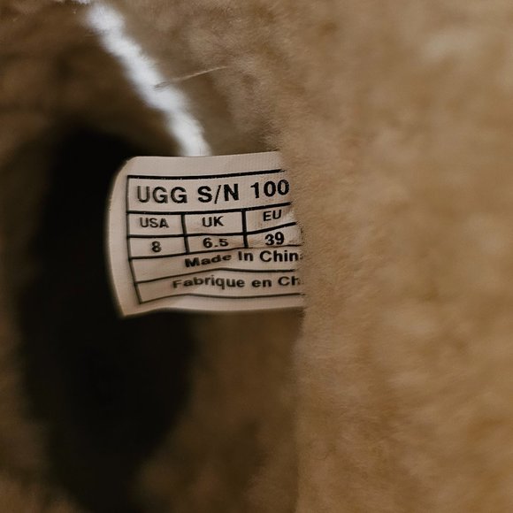 UGG boots - waterproof - Picture 10 of 14